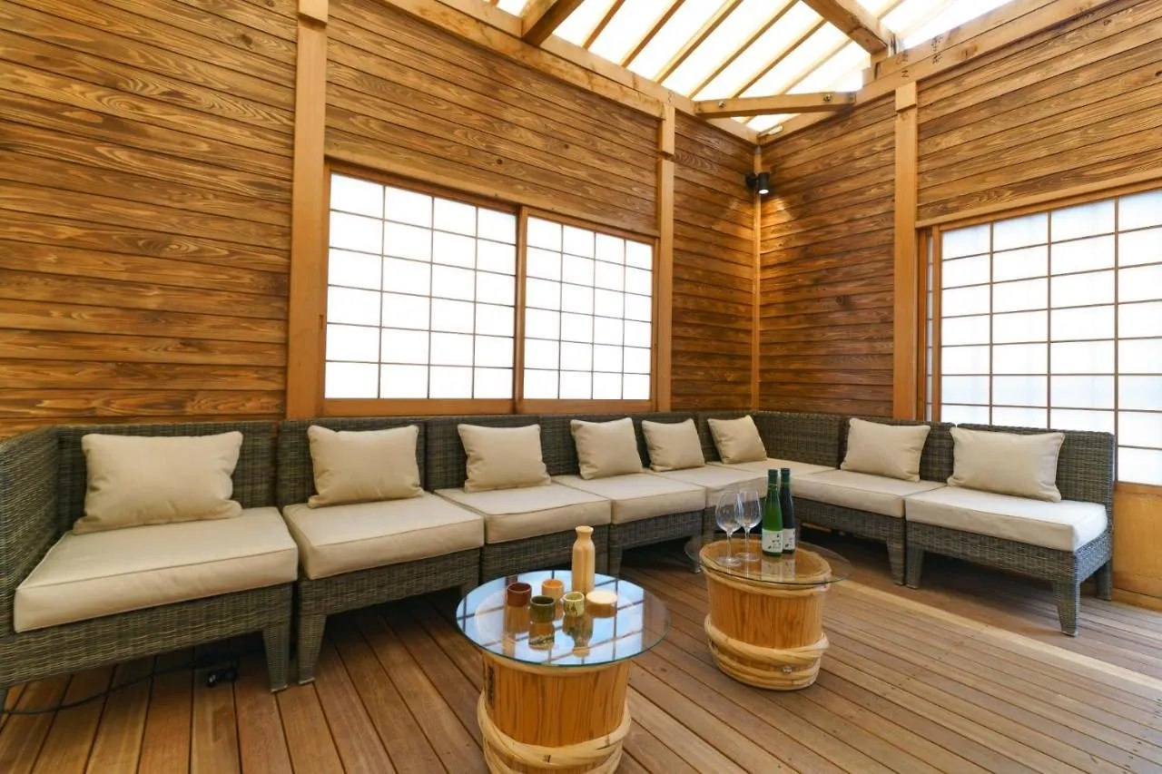 Now And Then Old Villa Shinsaibashi Sky Garden Cyp - Vacation Stay 24603V Osaka Holiday home